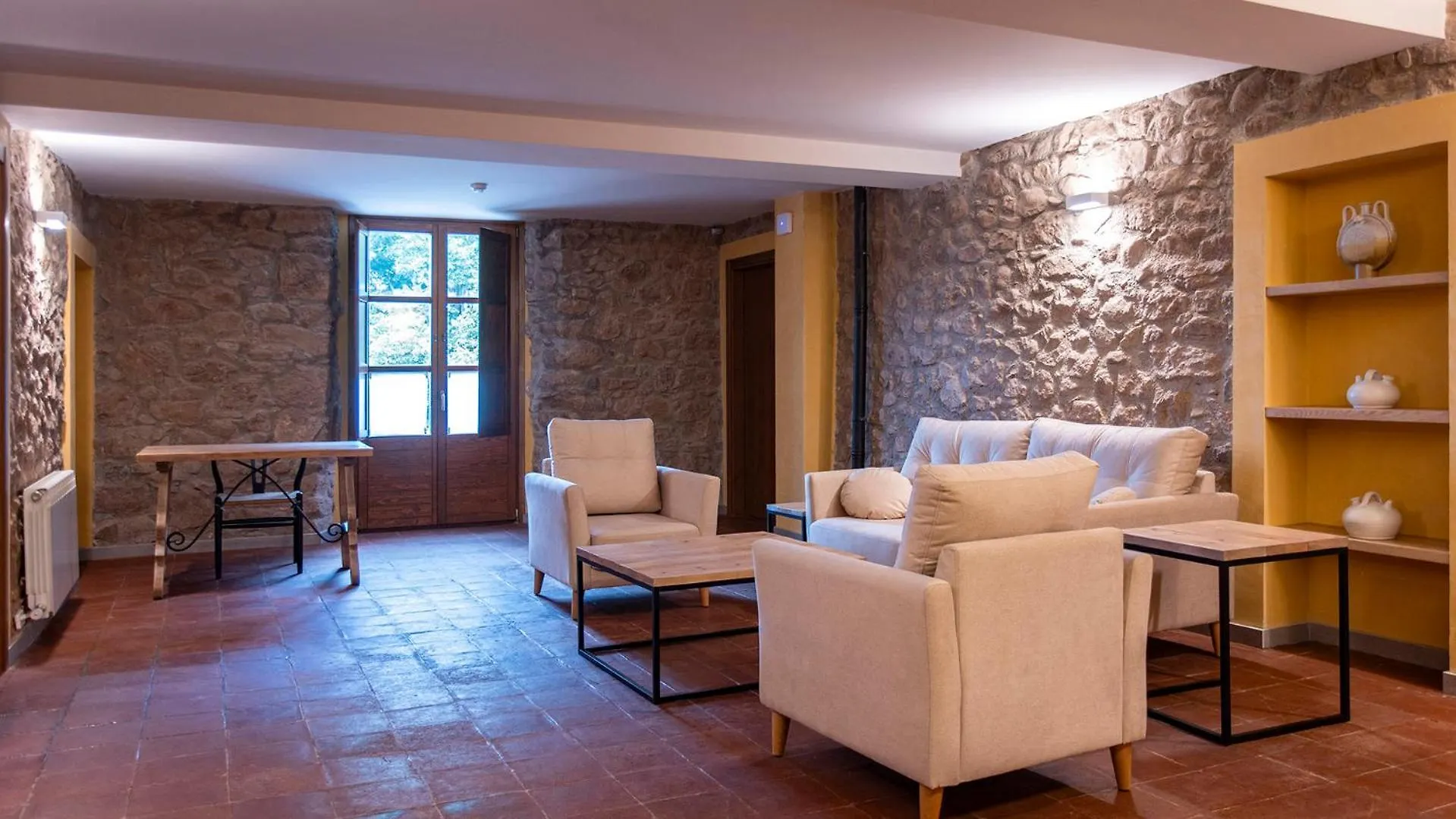 Abbatissa Hotel Restaurant Sant Joan de les Abadesses 3*,
